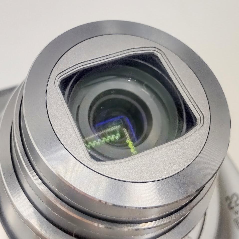 ★箱付★ Nikon COOLPIX S9500 シルバー コンデジ カメラ