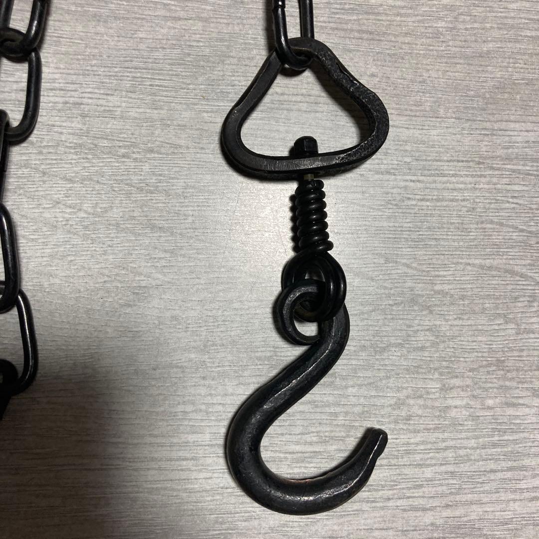 【茶道具】未使用品　釣釜（吊釜道具）】　釣釜鎖　（cm）　さび色