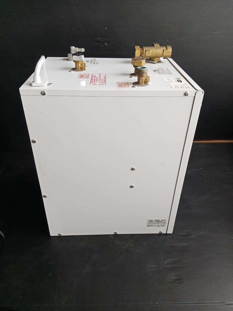 【美品】INAX 小型電気温水器 EHPN-KB12ECV2