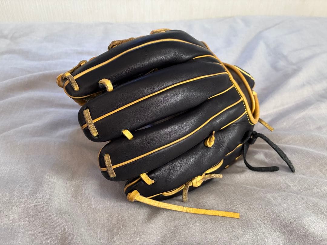 Sugger 軟式グローブ 黒/黄