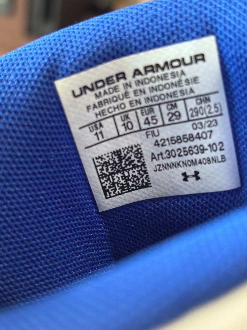 Under Armour スパイクハイカットホワイト/ブルー