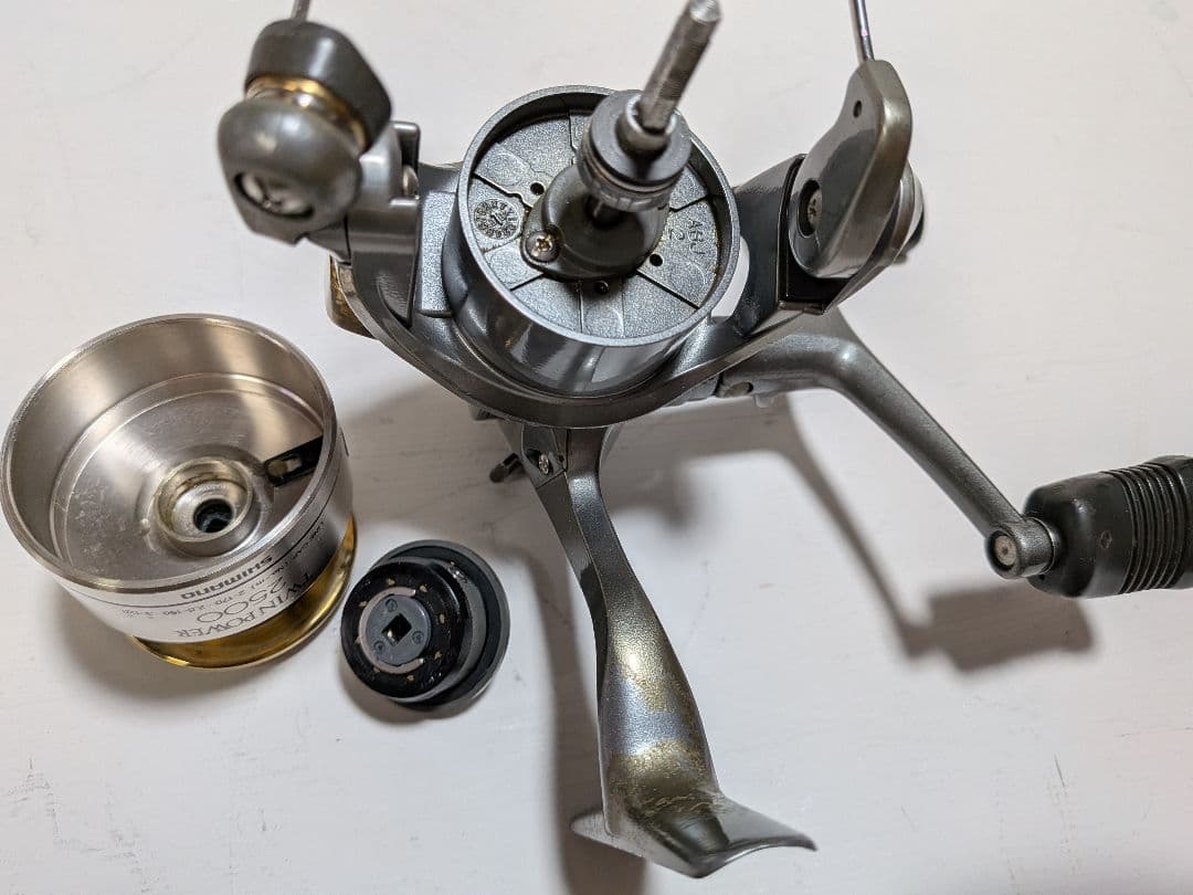 シマノ　TWINPOWER 2500Wハンドル