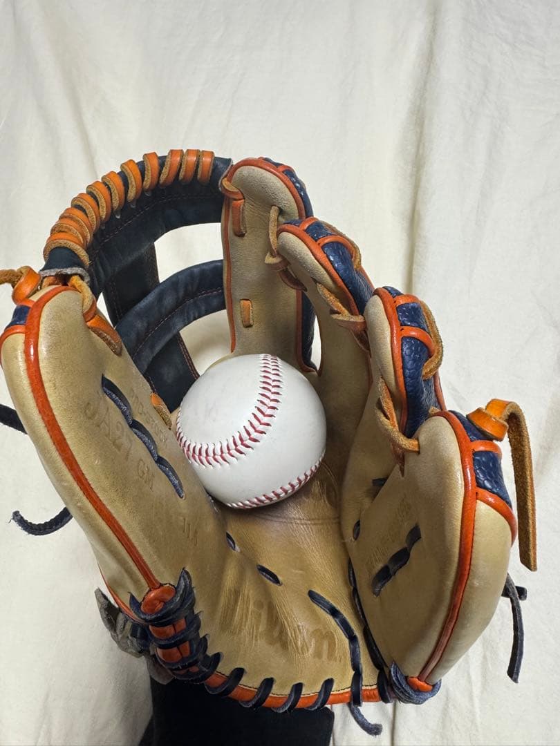 Wilson グローブ 硬式内野手用 A2000 アルトゥーべモデル