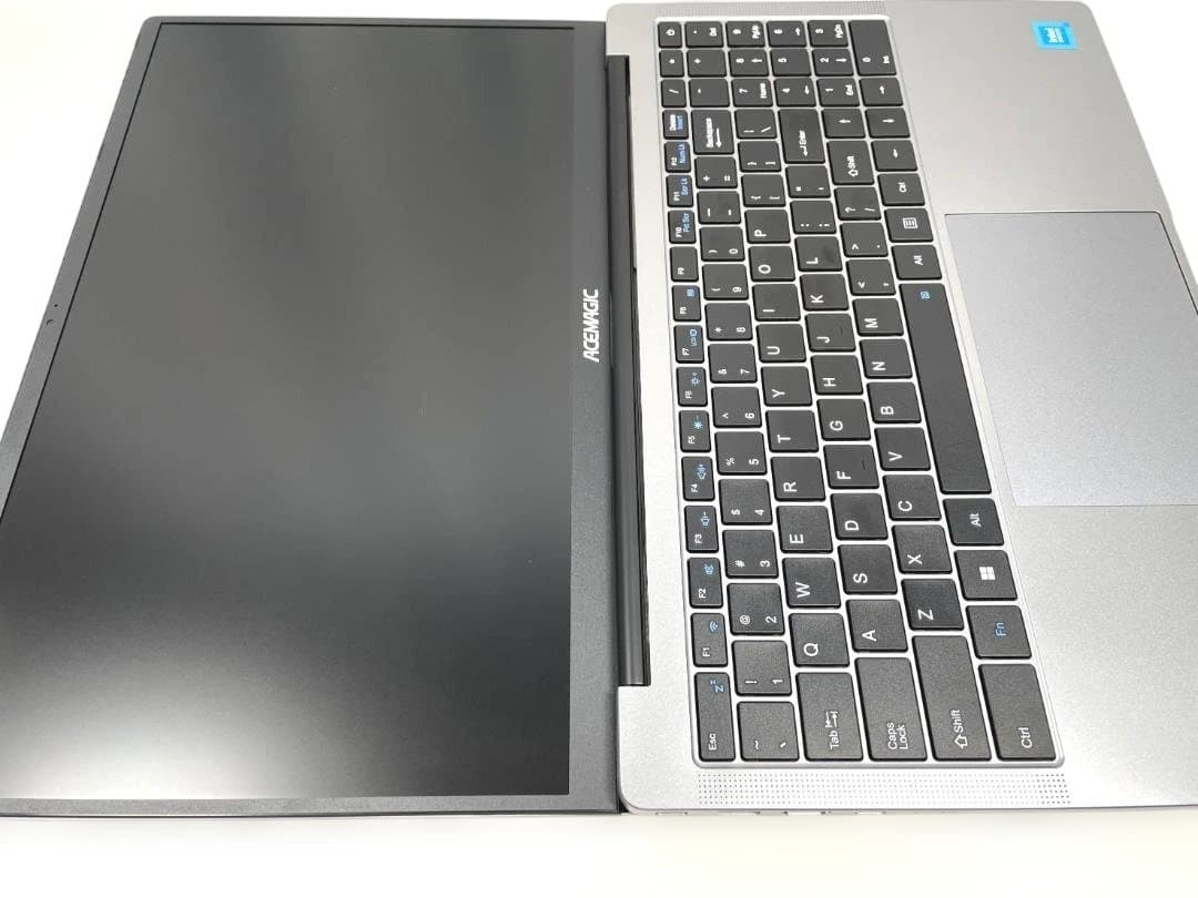 使用短め ACEMAGIC AX15 ／Intel N150ノートPC