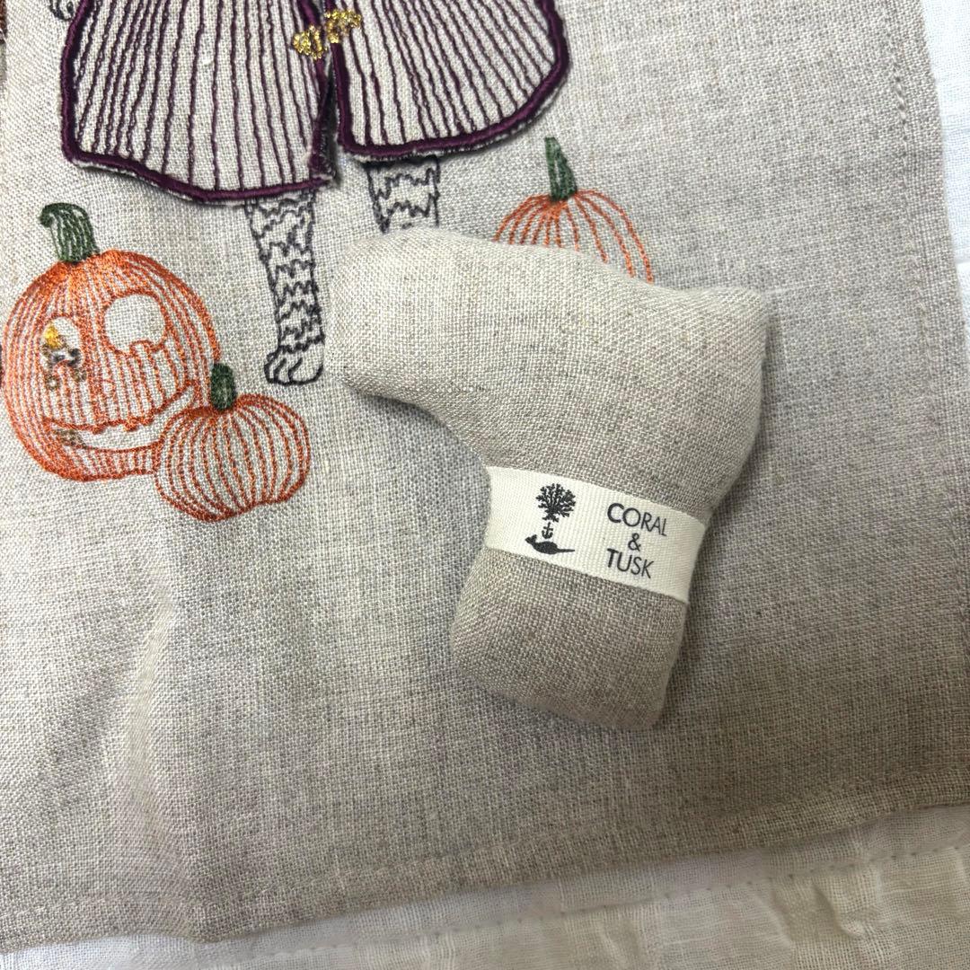 【新品未使用】coral & tusk クッションカバー ハロウィン仮装 人形付