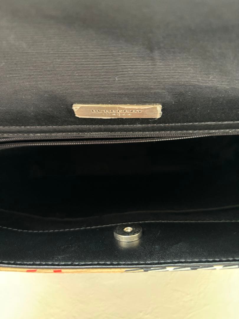 未使用品　BURBERRY （バーバリー）ブラックレザー　チェック柄バック