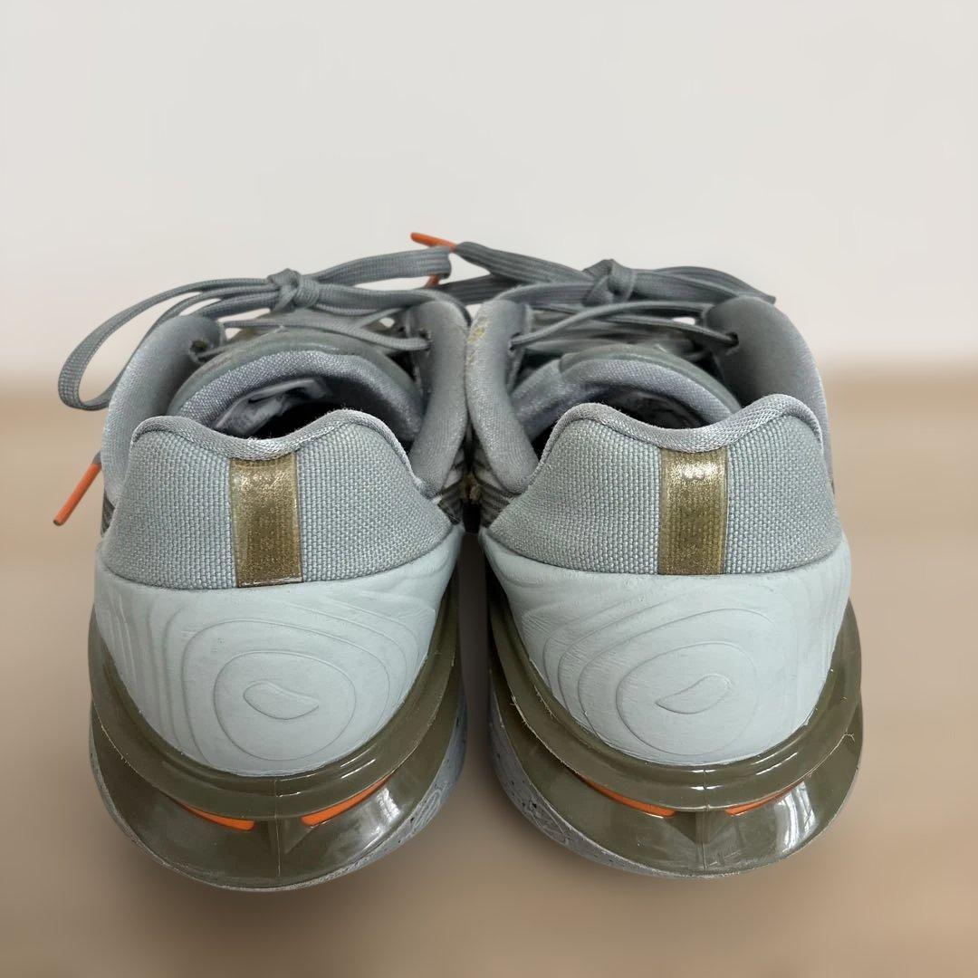 Nike エアズームGT CUT2 Devin Booker 28.5㎝