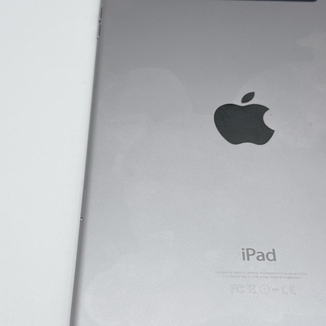 【良品】Apple iPad mini 4 16GB Wi-Fiモデル