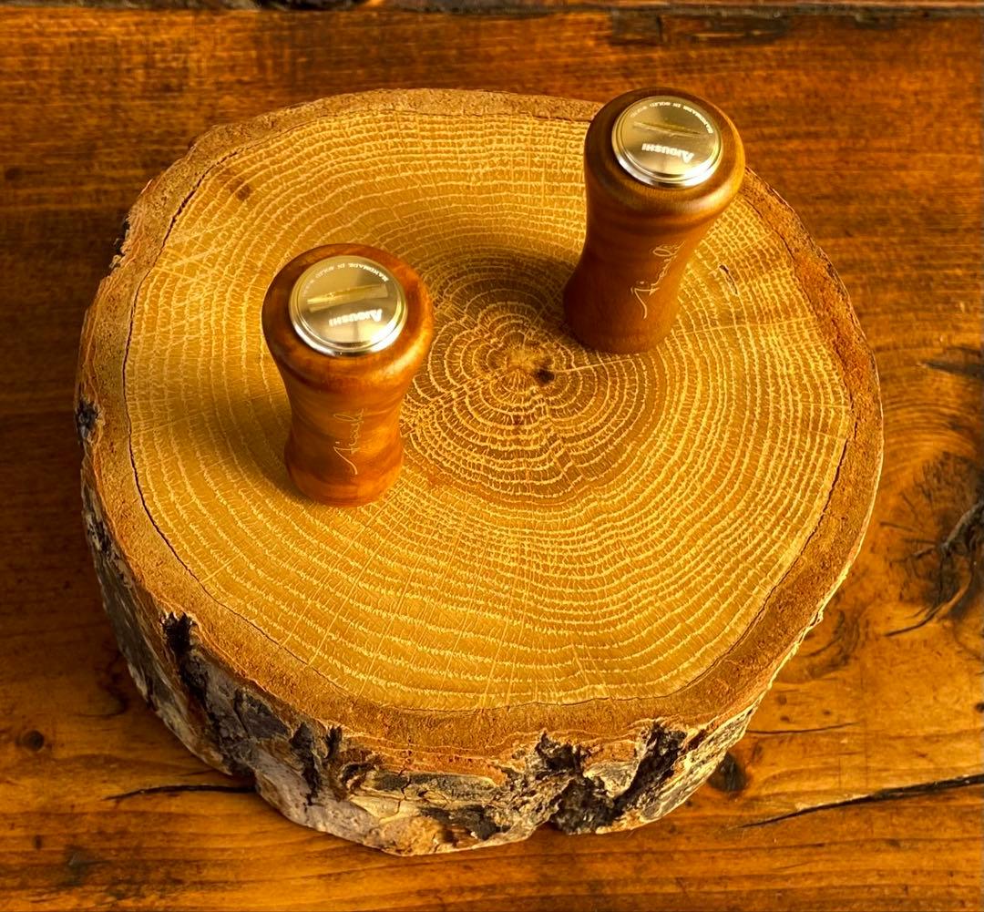 ウッドノブ　ハンドルノブ　黄金樟　丸型　リールカスタムパーツ　ダイワS シマノA