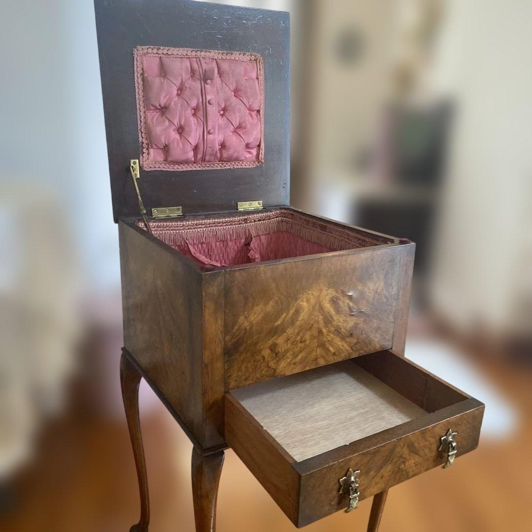 アンティークソーイングボックス小ぶり