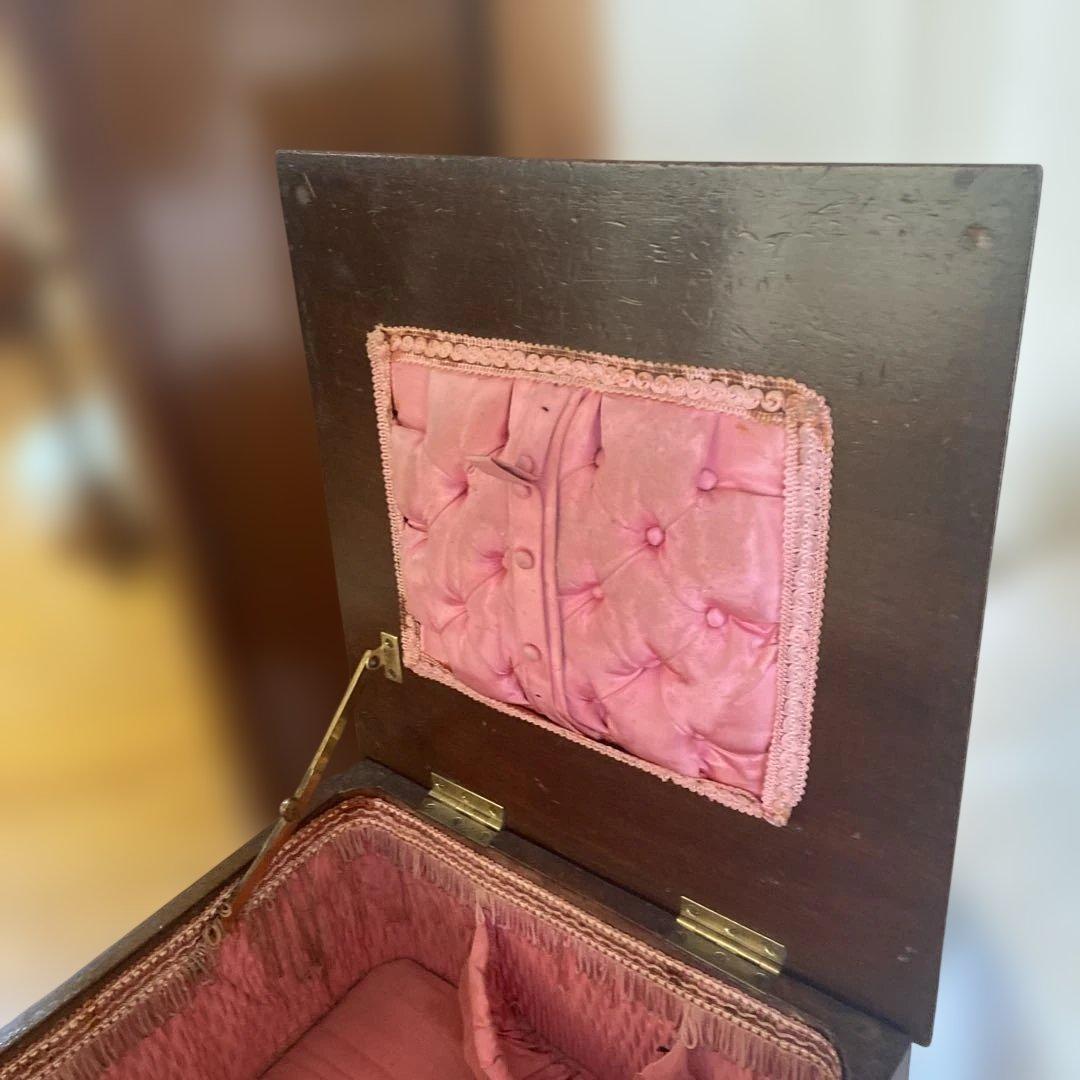 アンティークソーイングボックス小ぶり