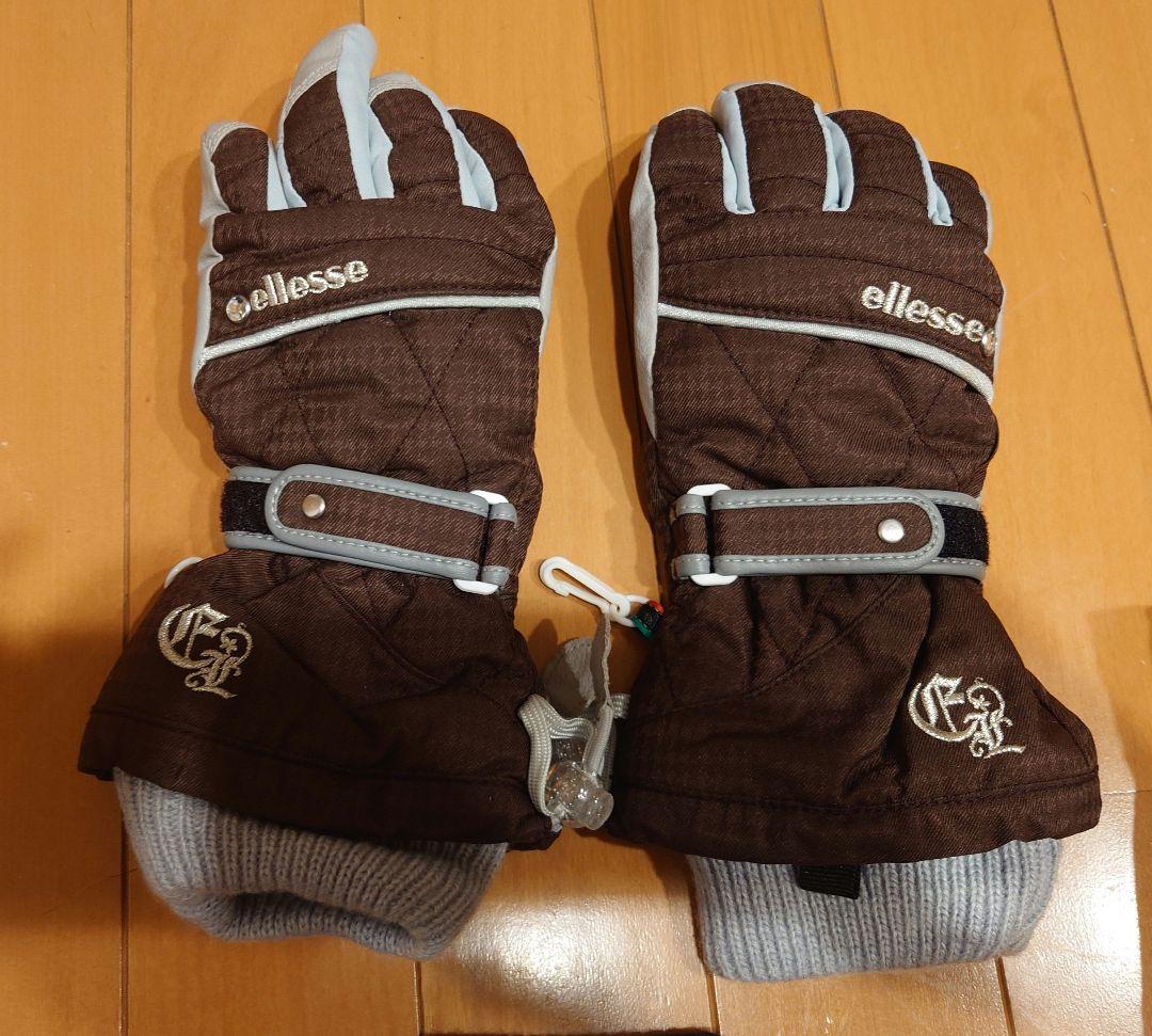 ellesseスキーウェア上下セット　ゴーグル＆グローブ付き