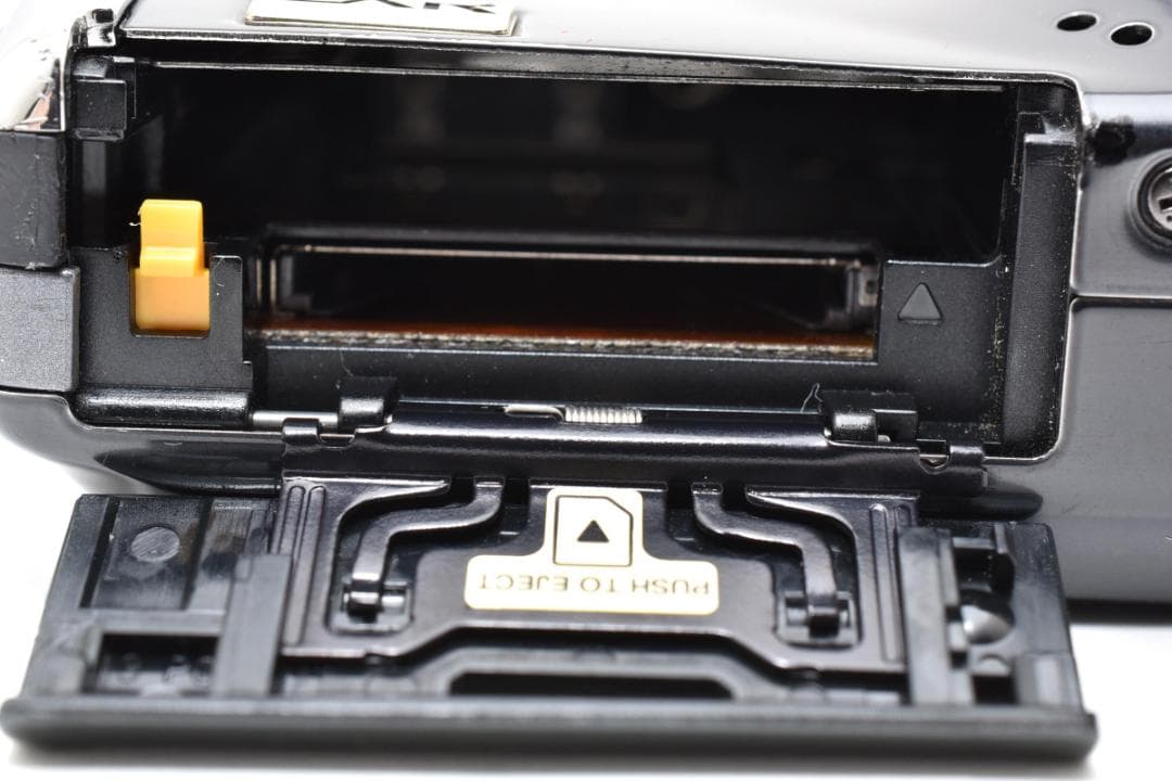 フジフィルム　FUJIFILM FINEPIX F70EXR ブラック《元箱付》