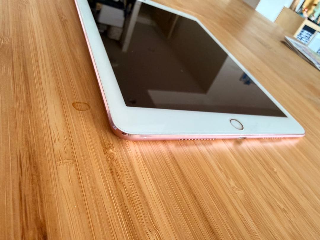 iPad Pro 9.7インチ 32GB WiFi （動作確認済）　A1673