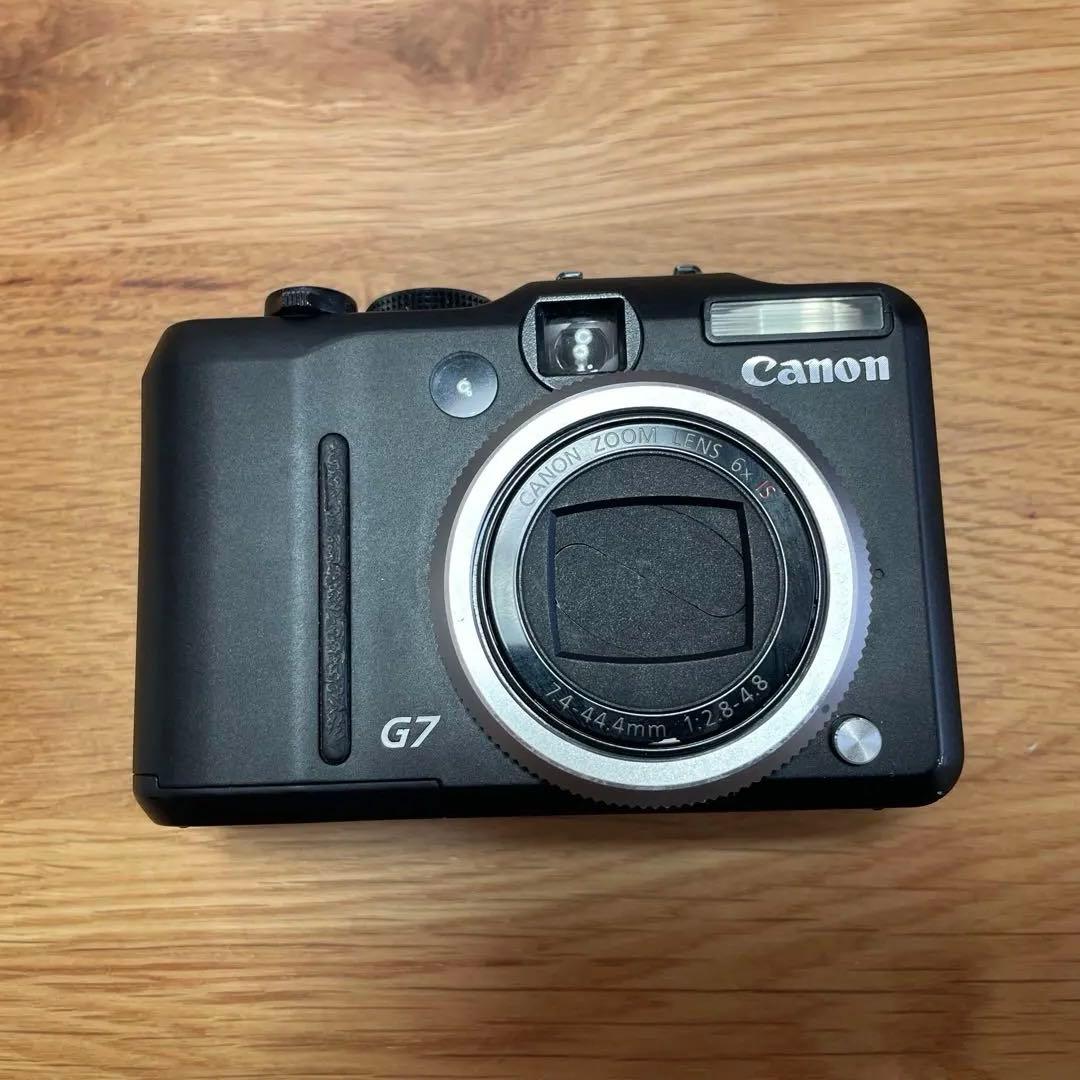 Canon G7 コンパクトデジタルカメラ 本体と充電器
