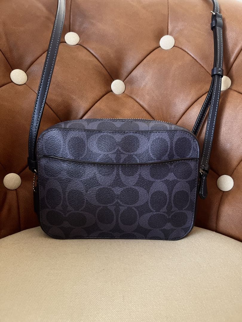 美品　COACH コーチ ショルダーバッグ シグネチャー柄 ダークブルー