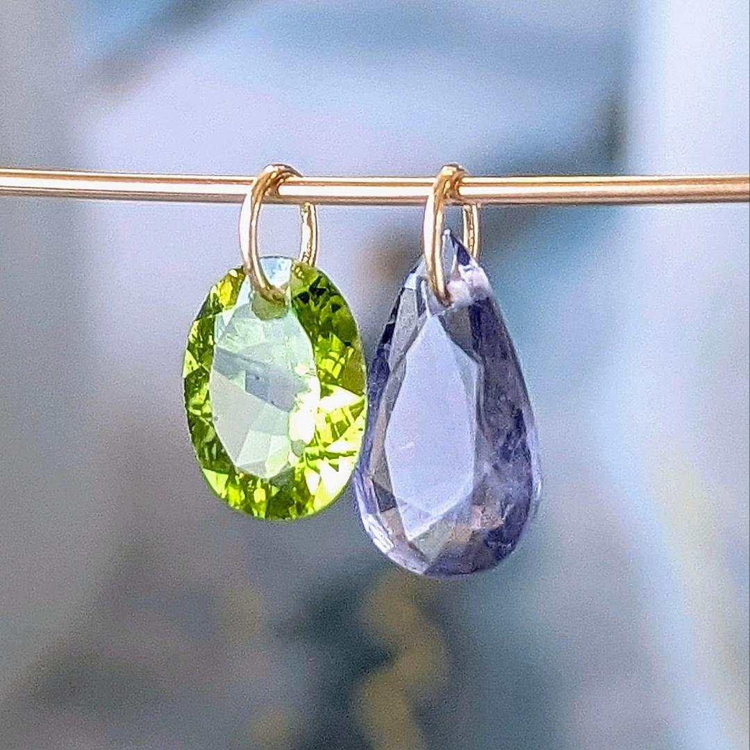 ♢N♢K18 アイオライト＆ペリドット セットチャーム