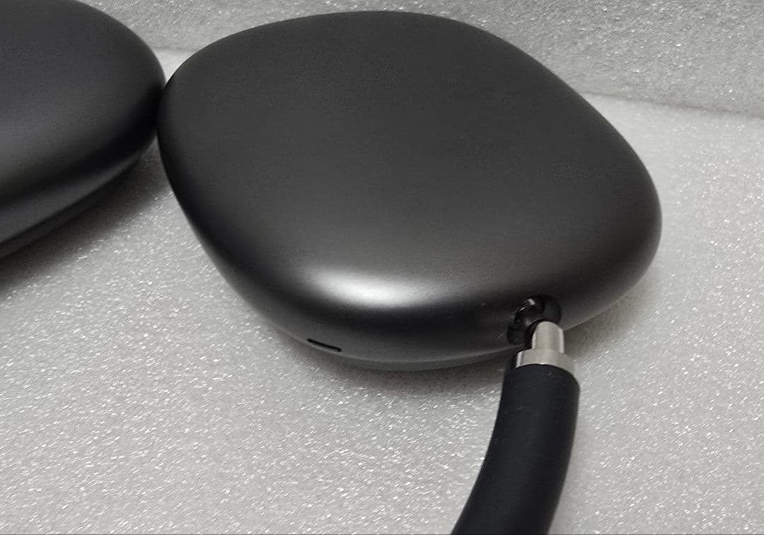 Apple AirPods Max ワイヤレスヘッドホン スペースグレー