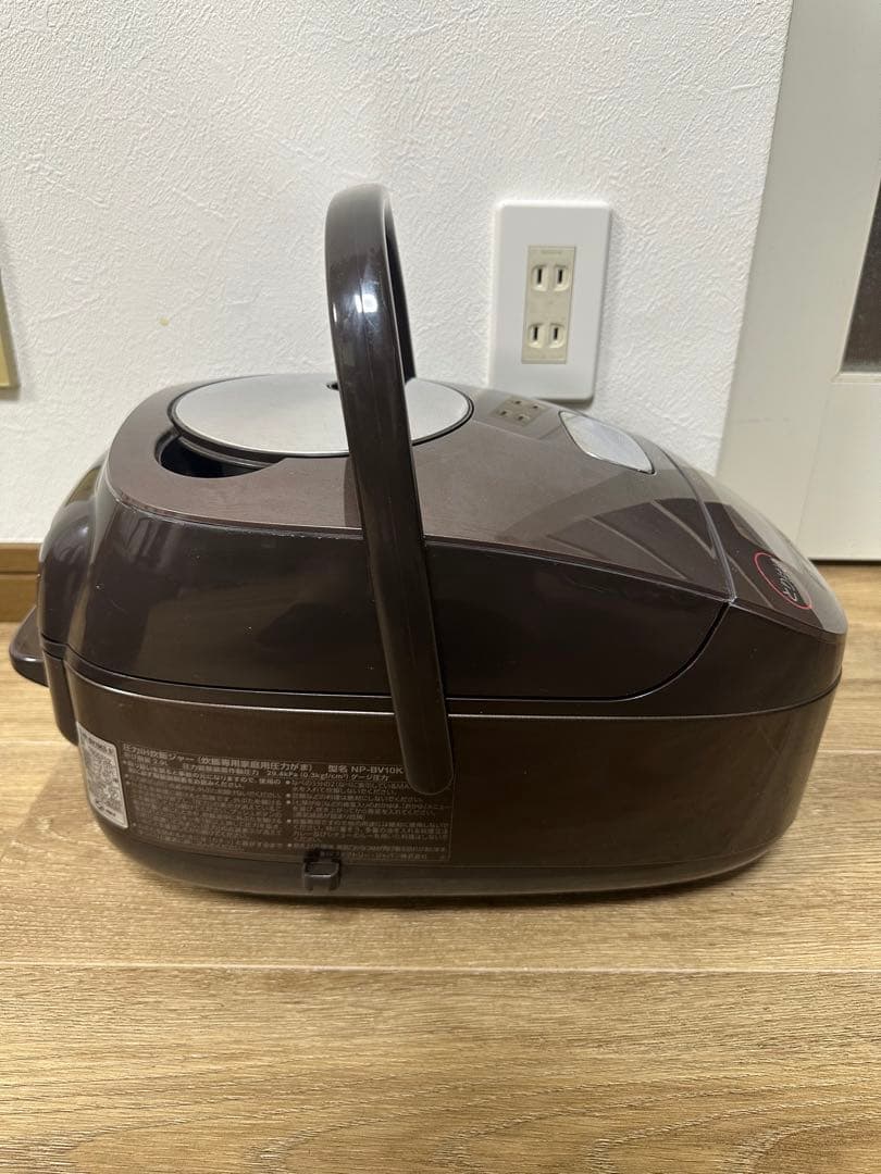 象印 NP-BV10KS 圧力IH 5.5合炊き炊飯器 2020年製