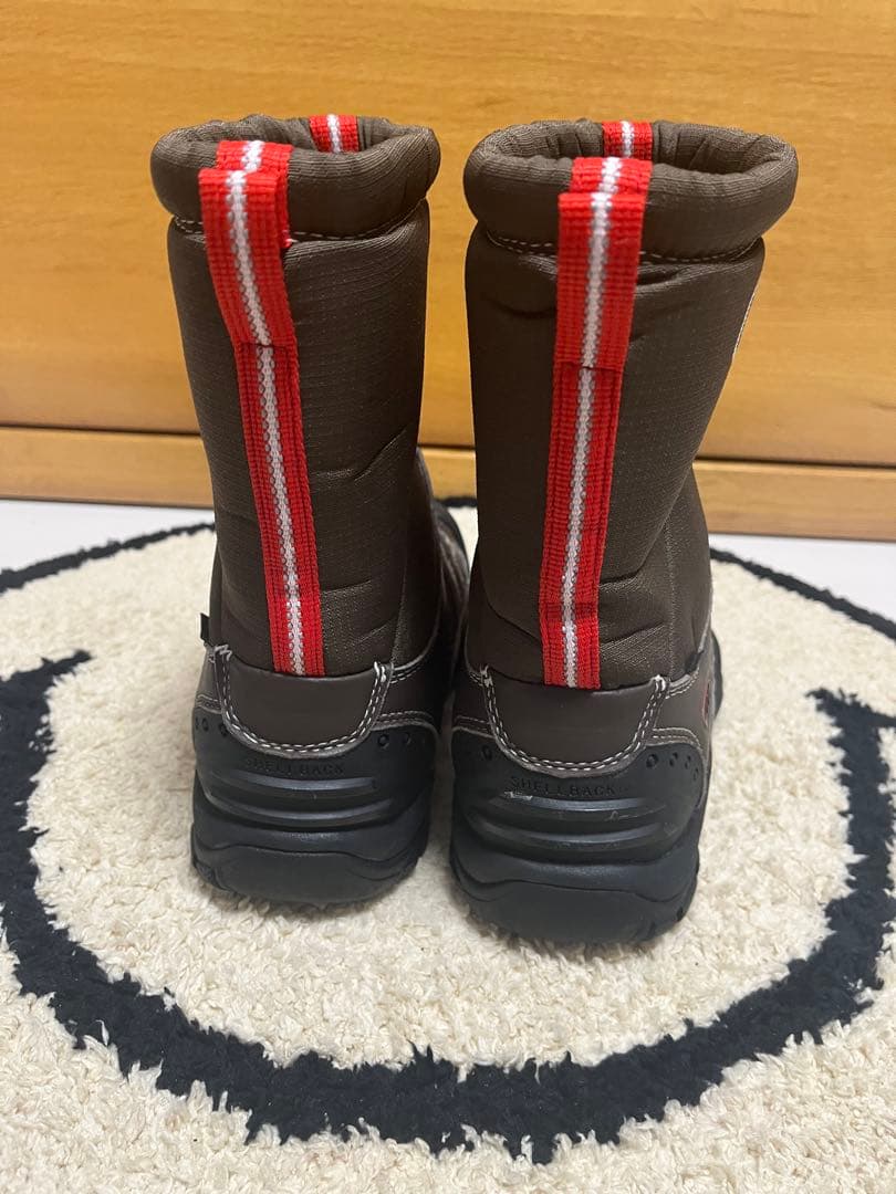 KEEN ウインターポート Ⅱ 24.5