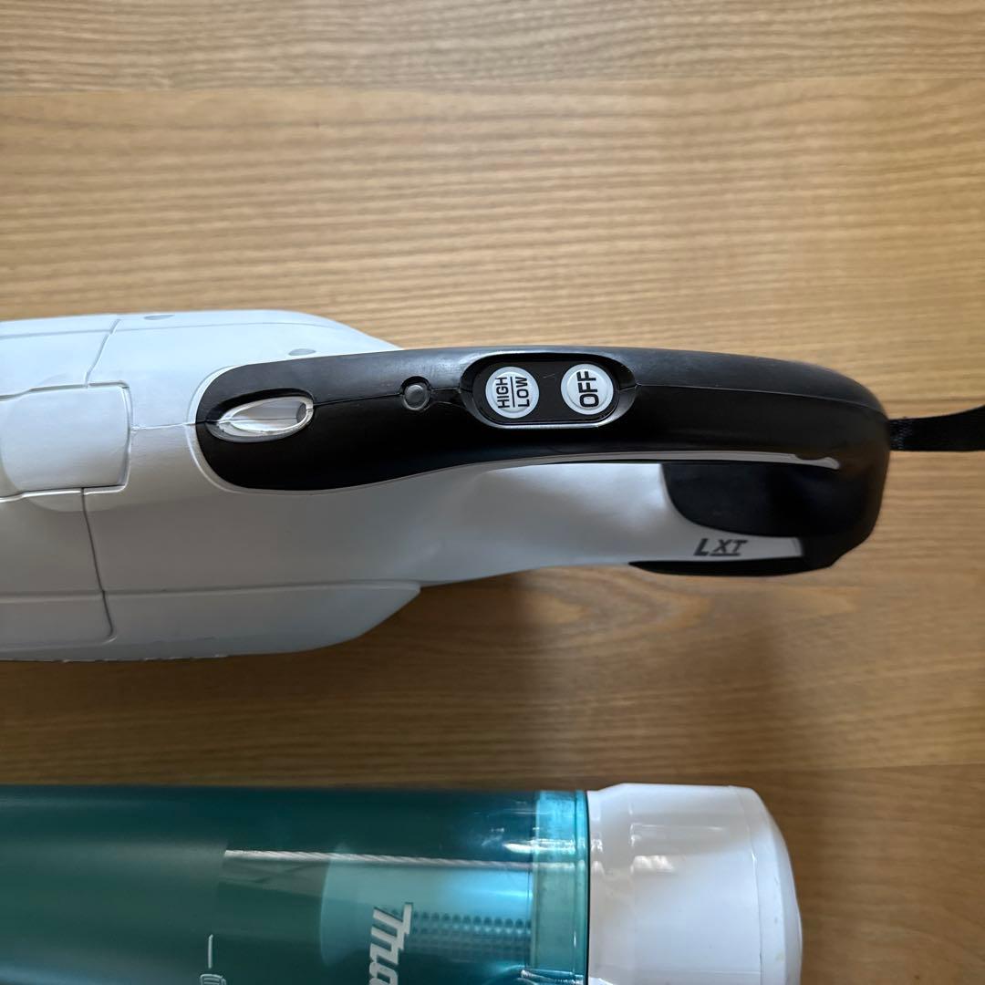 マキタ　コードレス掃除機　CL182FDZW セット　クリーナ