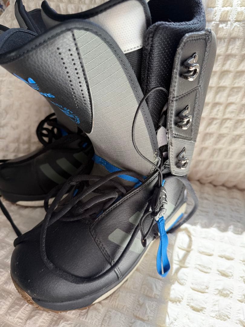adidas Super Level スノーボードブーツ