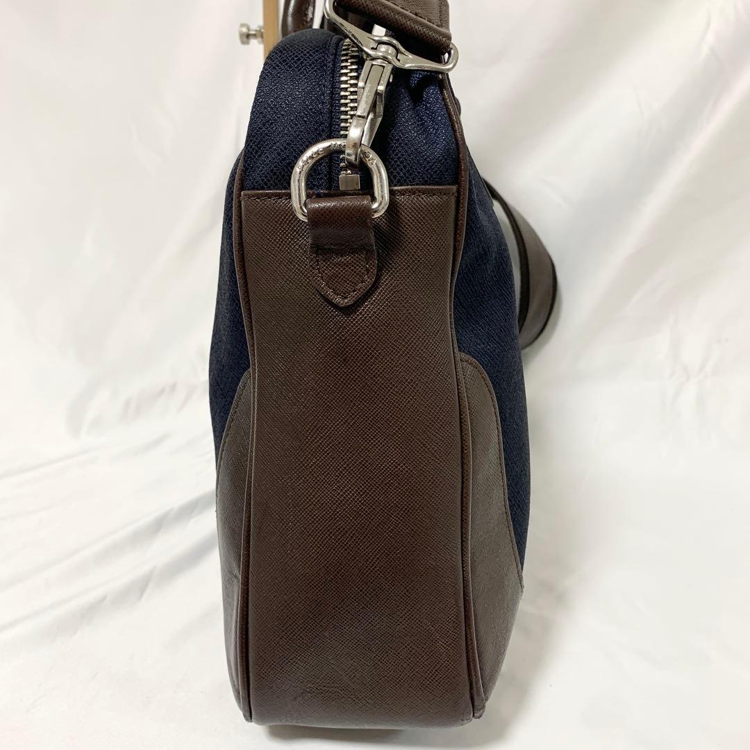 【A4収納可能】ペッレモルビダ　キャピターノ　ビジネスバッグ　ブリーフケース