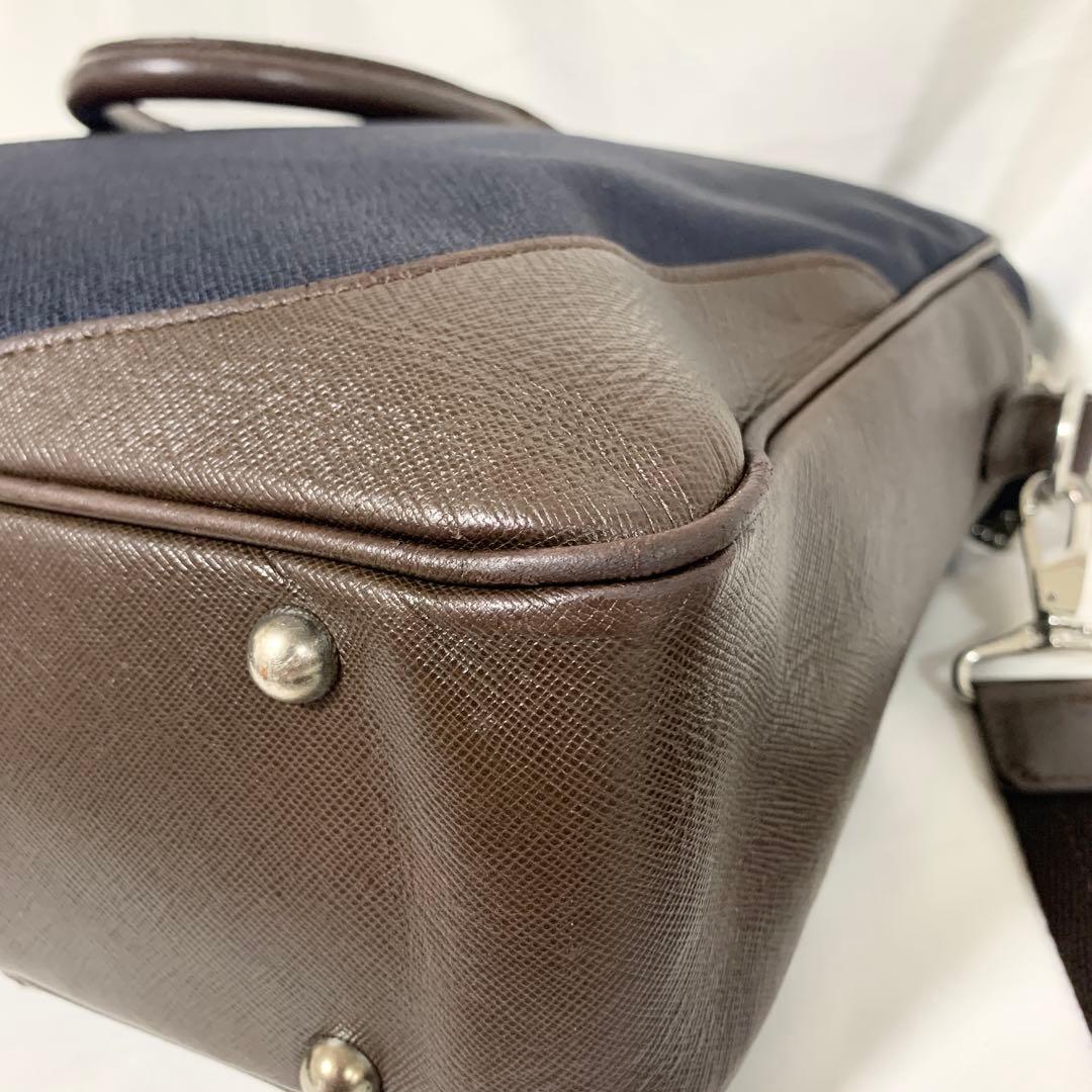 【A4収納可能】ペッレモルビダ　キャピターノ　ビジネスバッグ　ブリーフケース