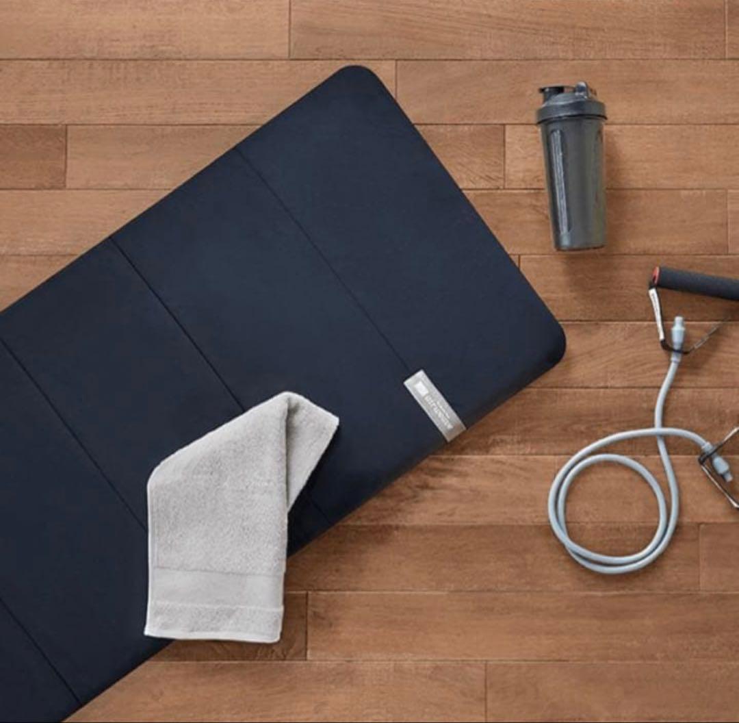 air weaveエアウィーブ　ポータブルmini ヨガマット　黒