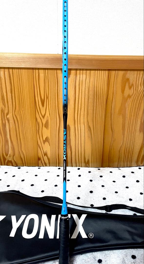 【美品】YONEX バドミントンバッグ バドミントンラケットケース付き ブラック