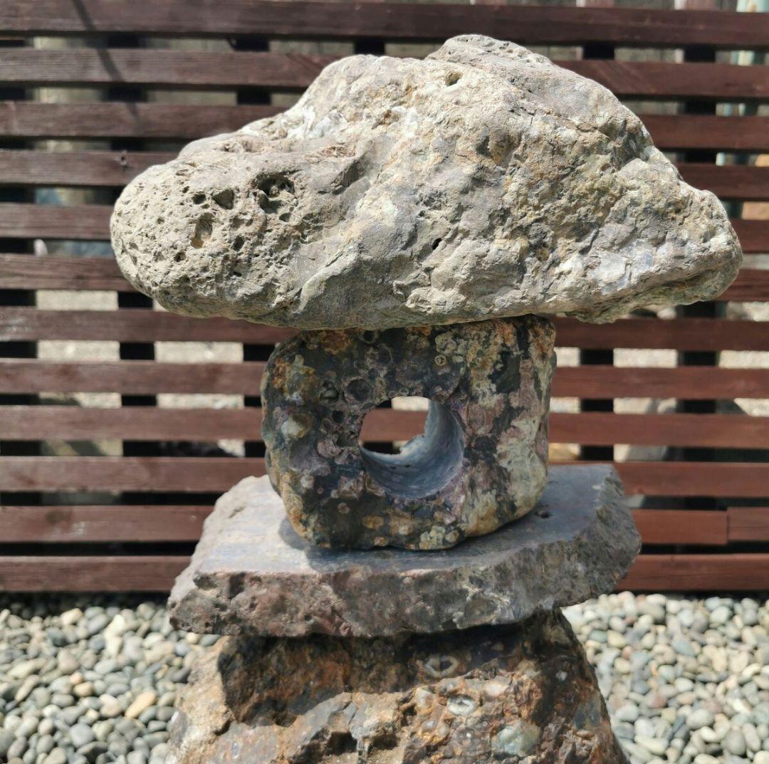 新潟産　梅花石　灯籠　庭石　石　鑑賞石 庭　坪庭　ガーデニング
