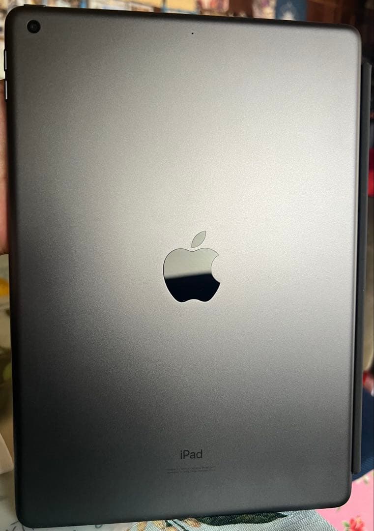 iPad (第8世代) Wi-Fi 32Gスペースグレー