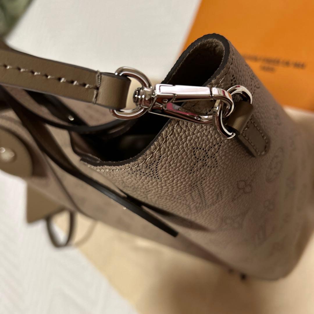 Louis Vuitton ショルダーバッグ マヒナ　ヒナPM ガレ　未使用品