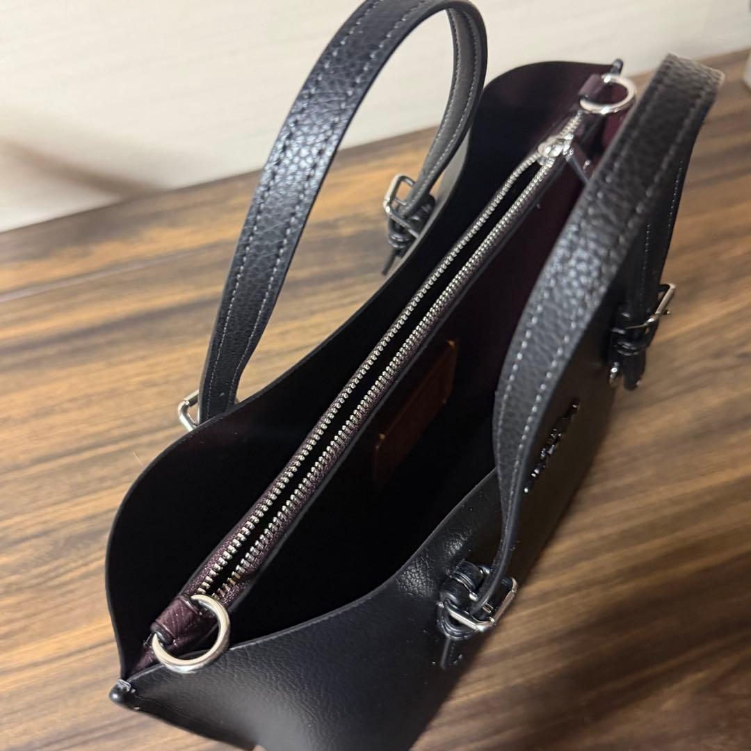 COACH　ブラックショルダーバッグ