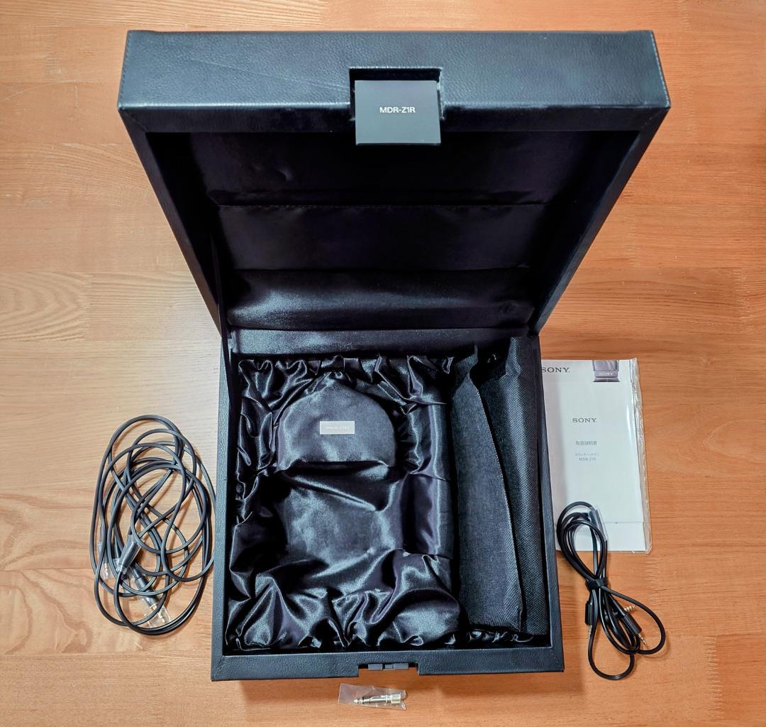 SONY MDR-Z1R & MUC-B20SB1 & キャリングケース