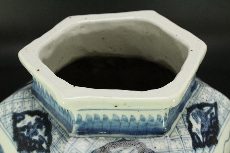 中国美術 青花 古染付 楼閣山水紋 六方 瓶 高25.5cm(RC991)