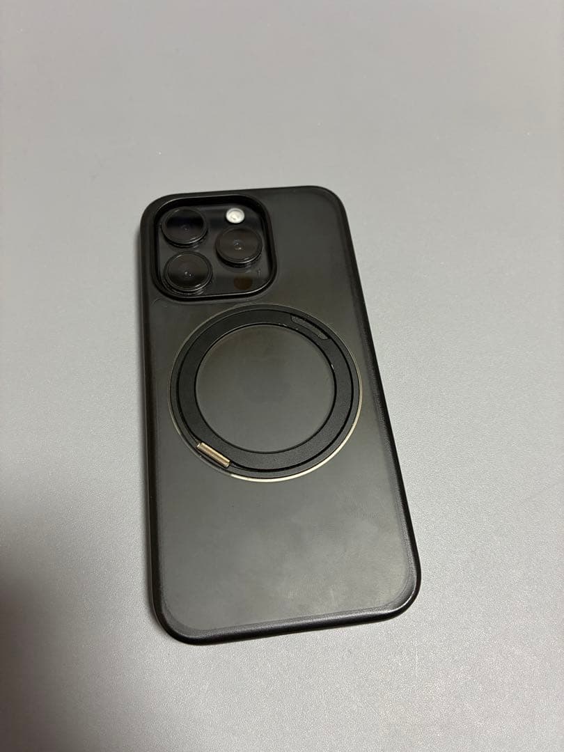 Apple iPhone 15 Pro 128GB ブラックチタニウム 本体