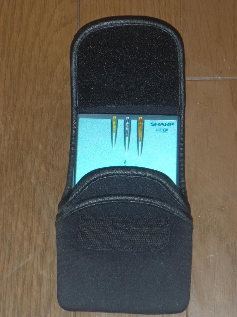 ポータブルMDプレーヤー　ＳＨＡＲＰ ＭＤ－ＳＴ７７ーＡ　動作確認済み