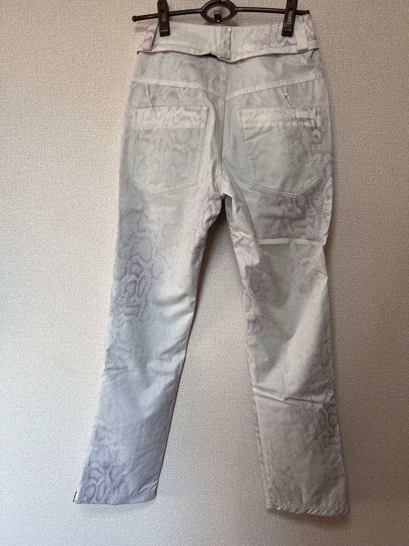 VOLCOM スキーウェア 女性用 Sサイズ