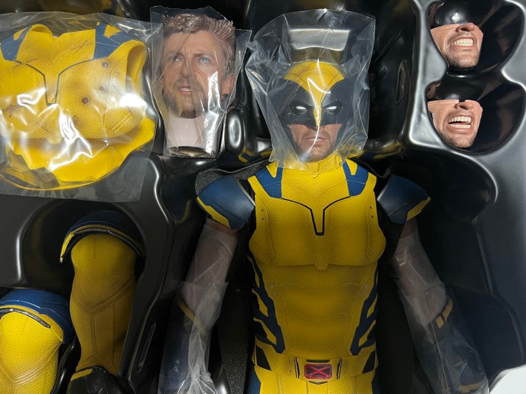 ホットトイズ　ウルヴァリン［ボーナスアクセサリー付き］