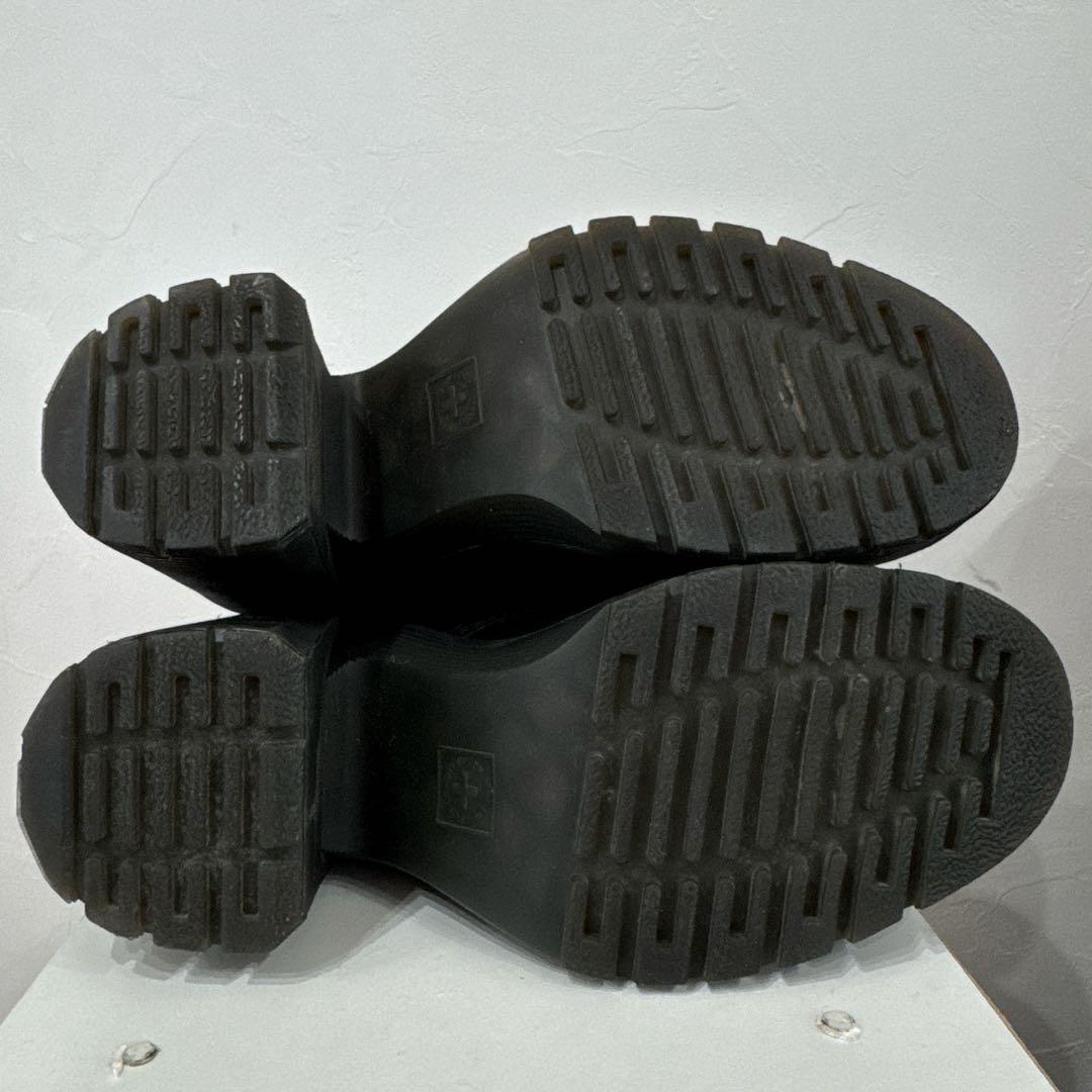 ドクターマーチン　Ardern Chesney 8 Tie Boot チェスニー