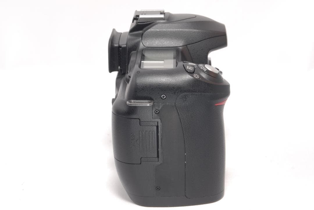 ⭐️頑丈ボディ⭐️Nikon D50　ニコン　デジタル一眼レフ　カメラ