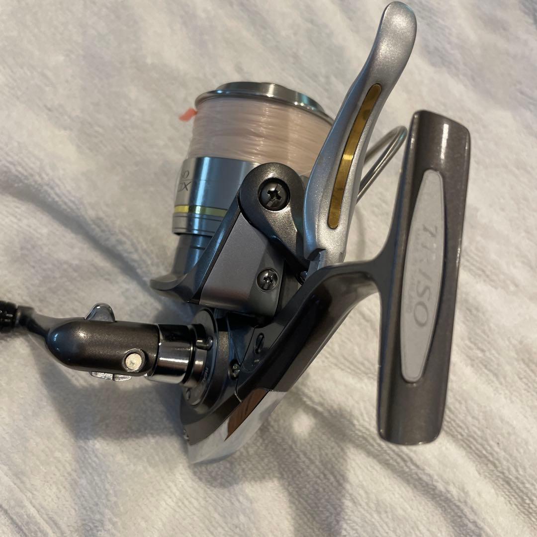 リール TRISO SHOX 2500LBD