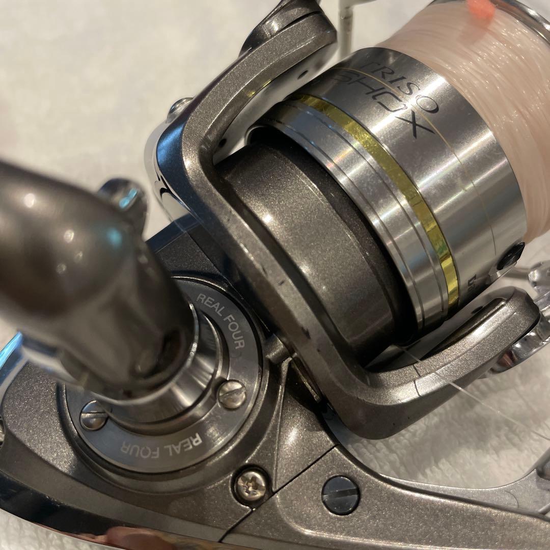 リール TRISO SHOX 2500LBD