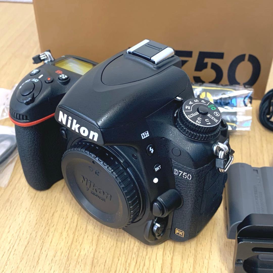 【美品】ニコンNikon D750
