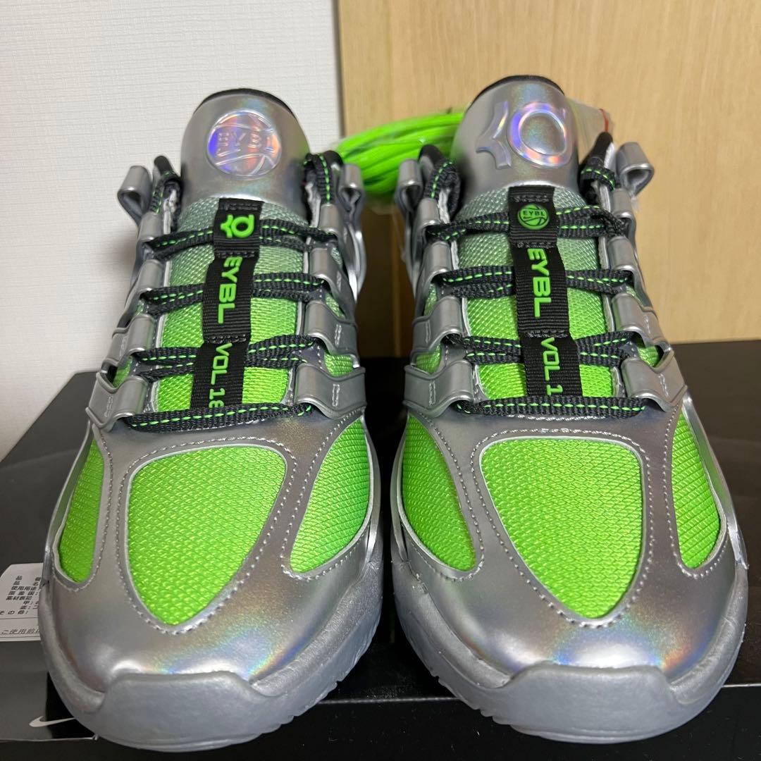NIKE KD 18 EYBL EP ナイキ　シルバー　スニーカー　バッシュ