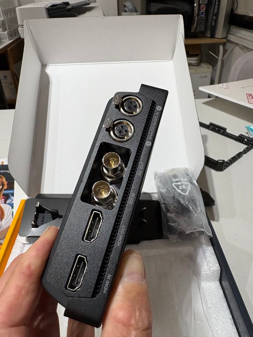 BlackMagic Video Assist 7インチ　12G HDR