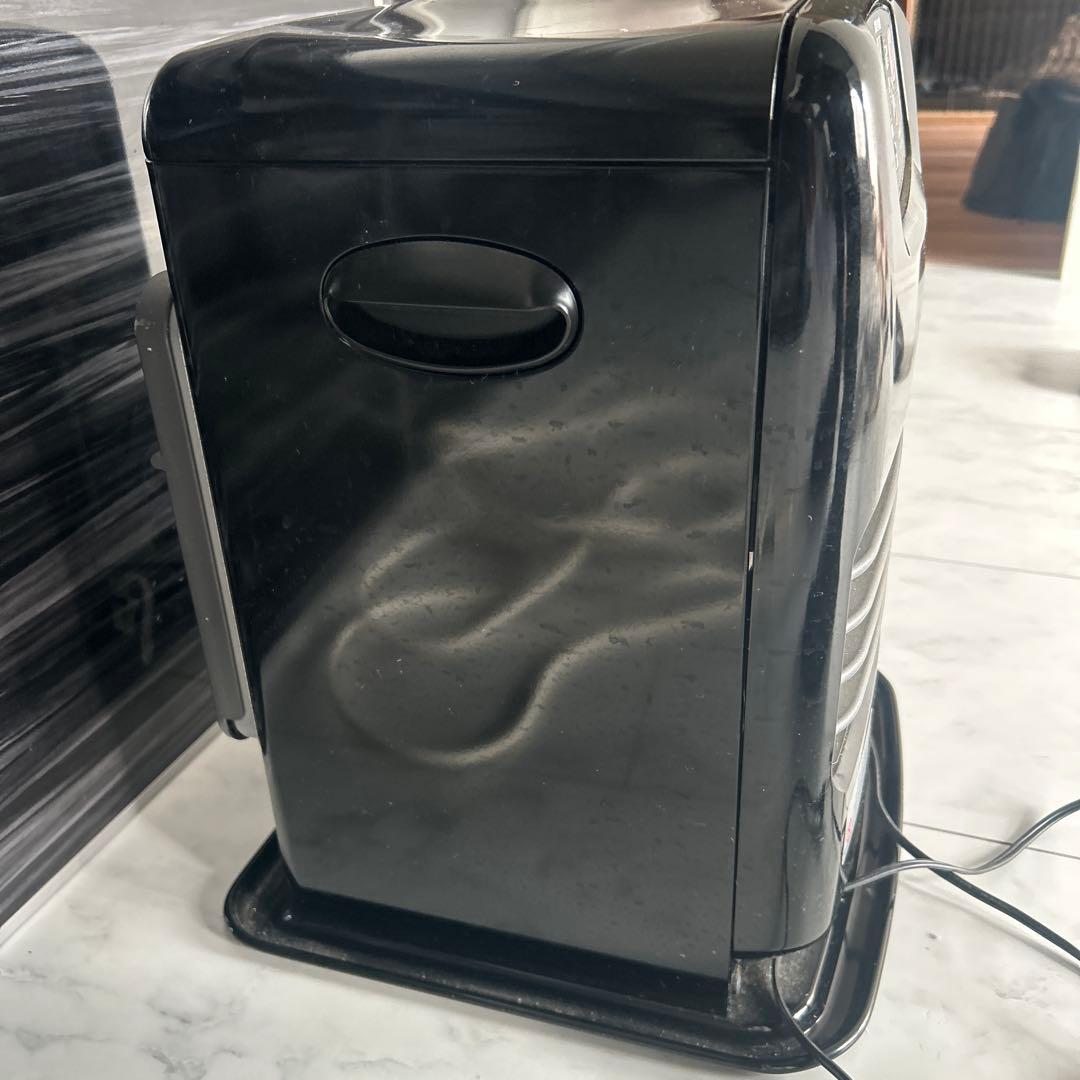 ダイニチ灯油ストーブ 中古品へこみあり