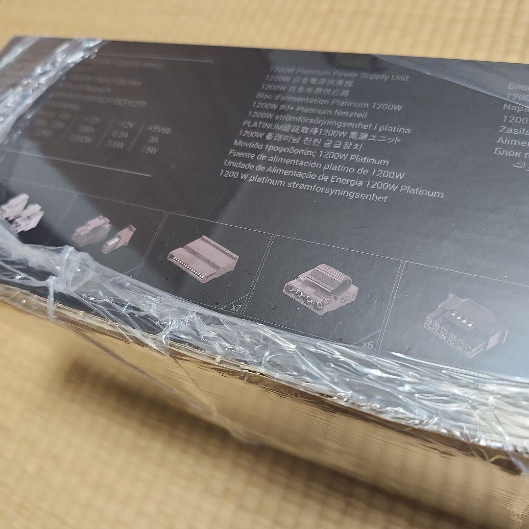 電源ユニット ASUS ROG Thor 1200W Platinum III MIKU
