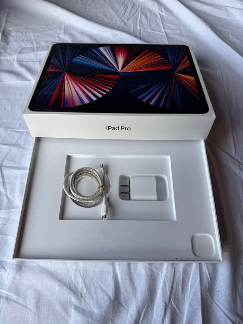 iPad Pro 12.9インチ (第5世代) ApplePencil2付属